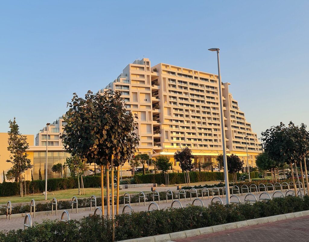 City of Dreams Mediterranean לימסול קפריסין